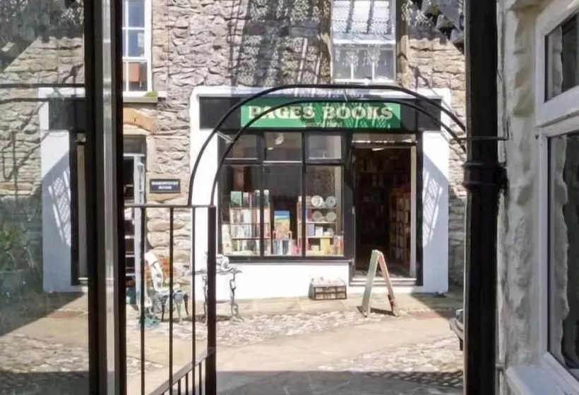 Bridle Cottage
