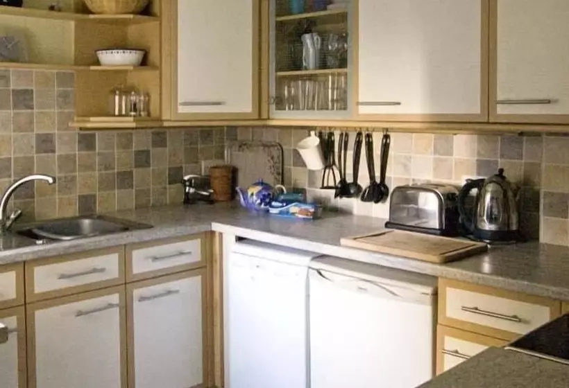Bridle Cottage