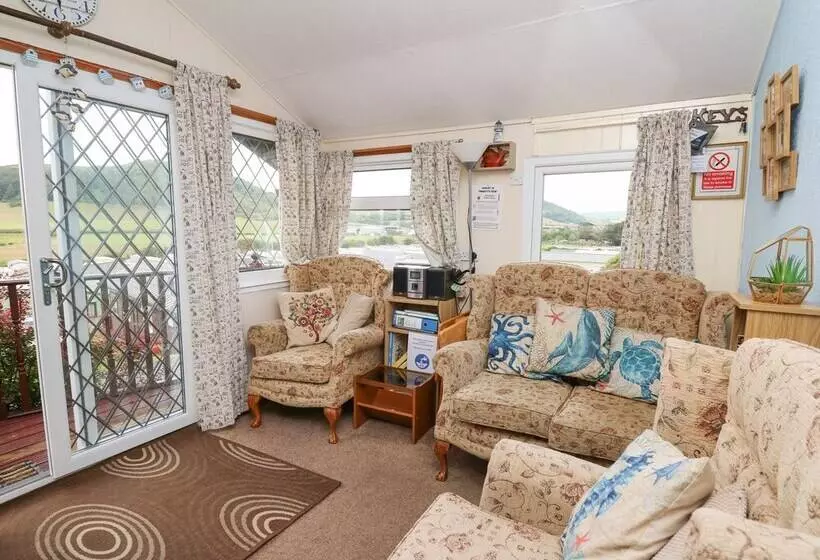 Chalet 18 Smarty S View