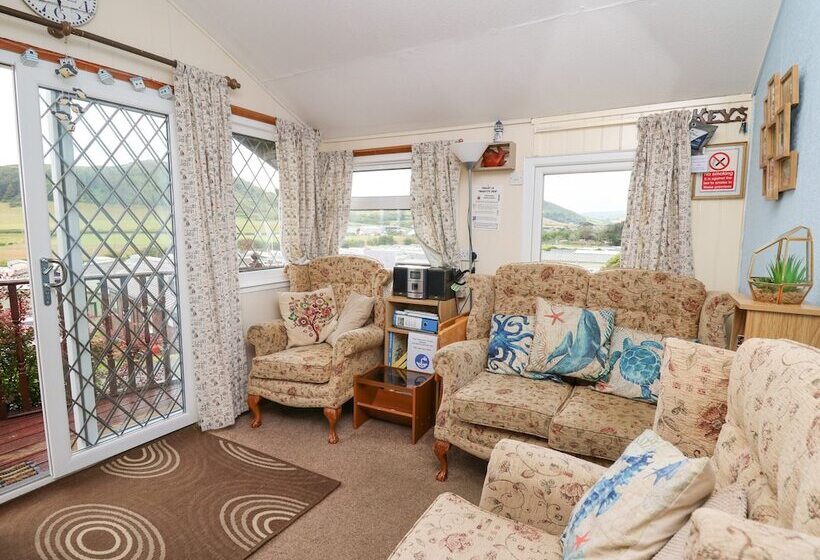 Chalet 18 Smarty S View