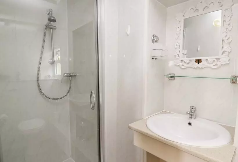 Chalet 18 Smarty S View