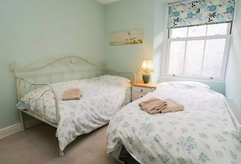 Little Brook Cottage