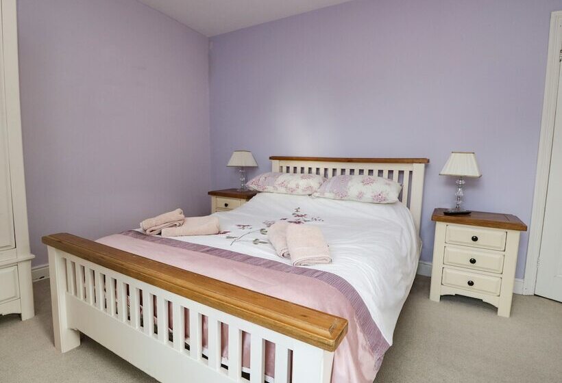 Little Brook Cottage