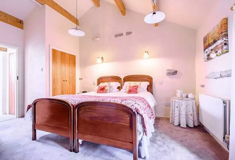 Pickle Cottage
