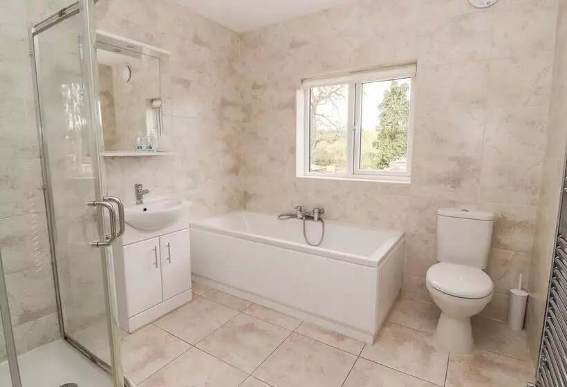 1 Organsdale Cottages