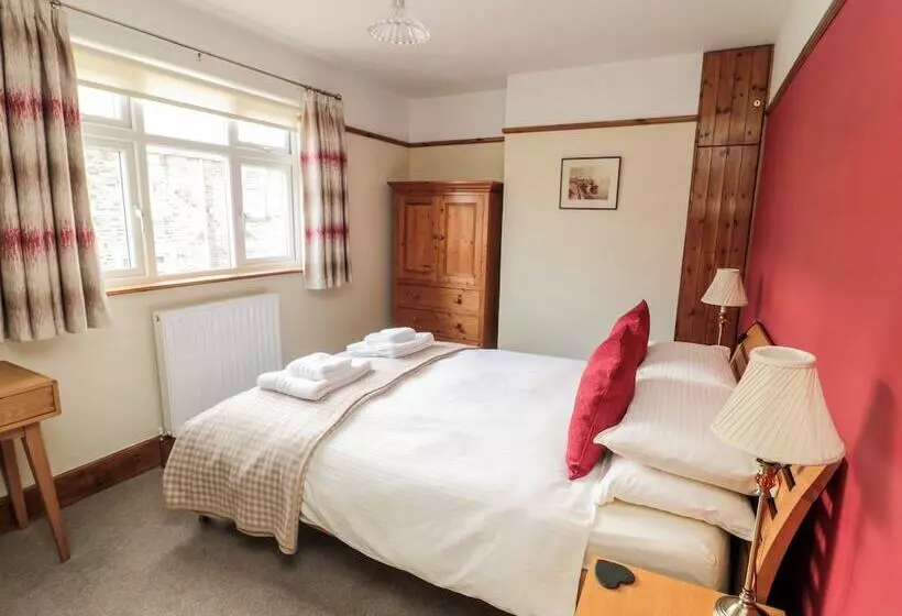 Canny Cottage