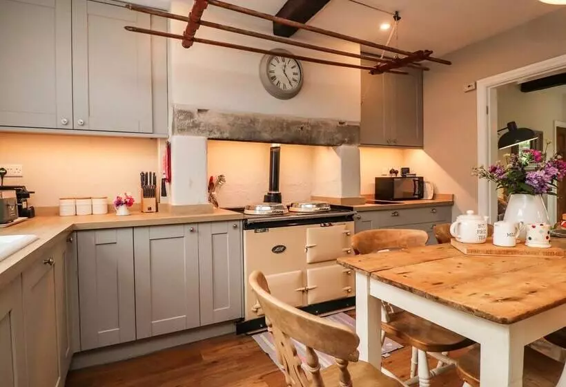 Dales Cottage