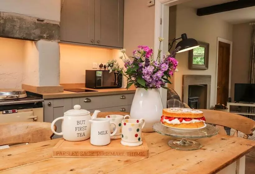 Dales Cottage