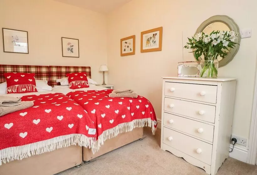 Dales Cottage