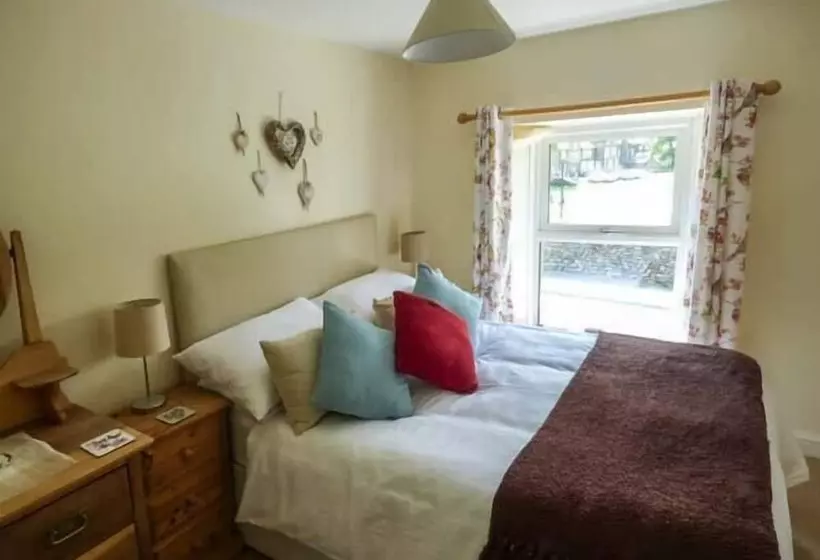 Fells Cottage