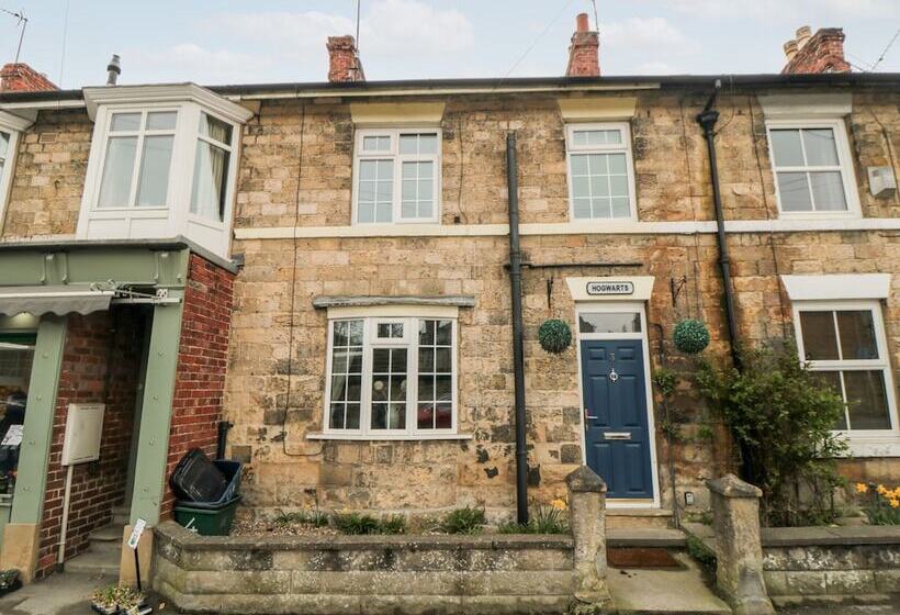 Hogwarts Cottage