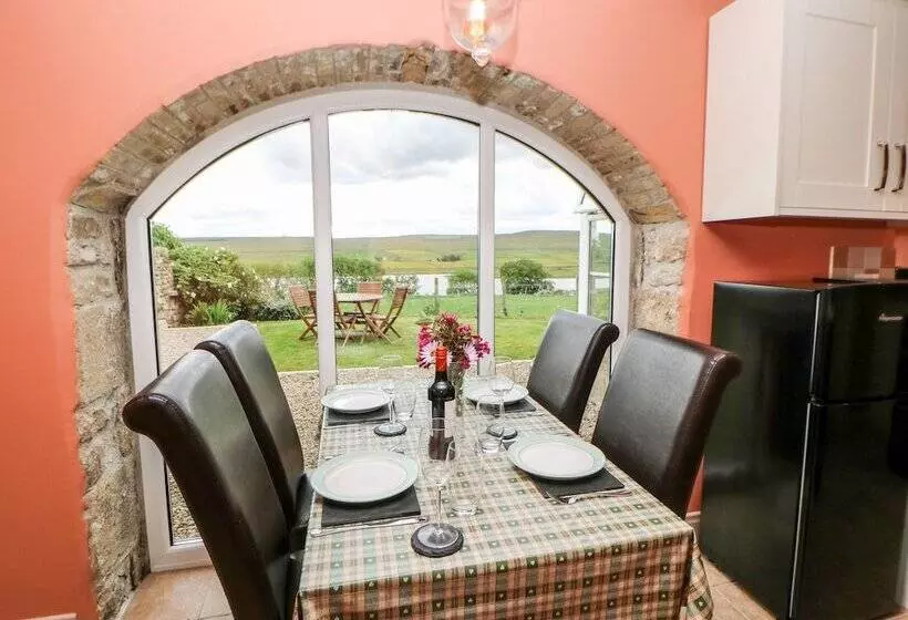 Hury Lodge