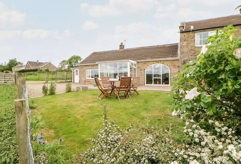 Hury Lodge