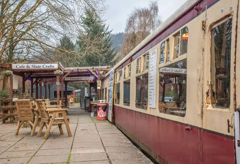 No 1 Railway Cottages