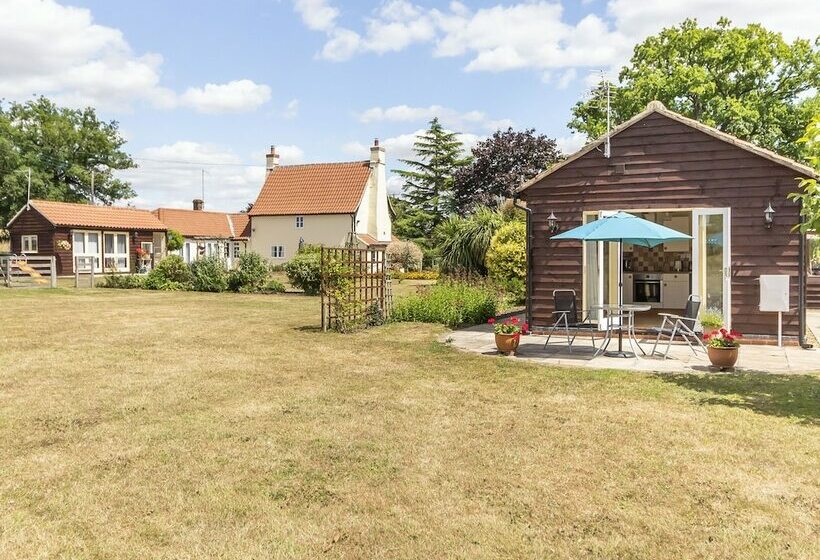 Norbank Garden Studio