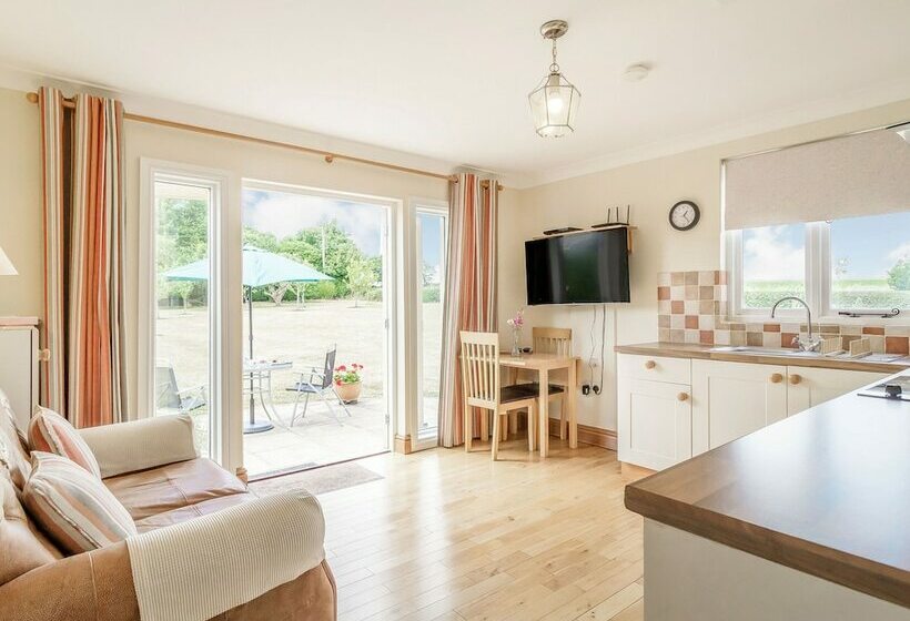 Norbank Garden Studio