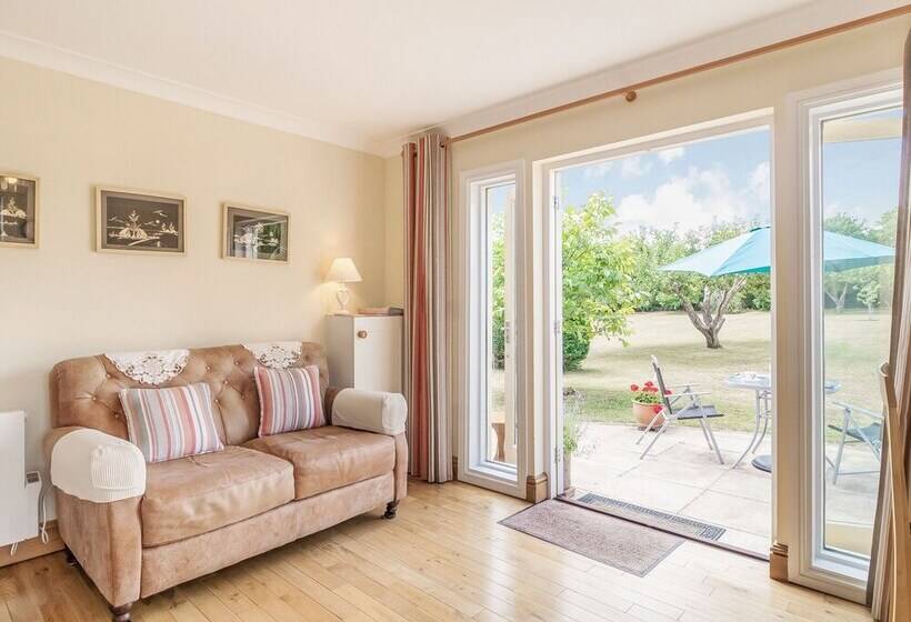 Norbank Garden Studio