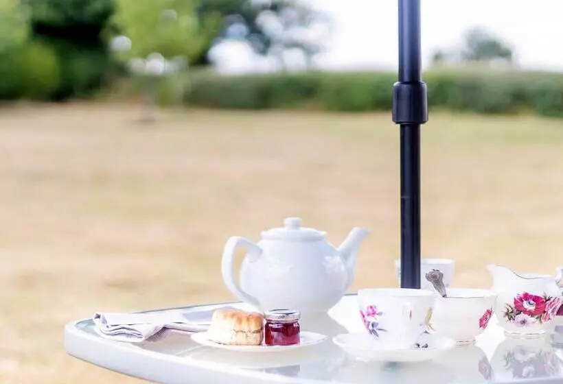 Norbank Garden Studio