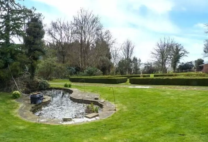 Standard Hill Cottage