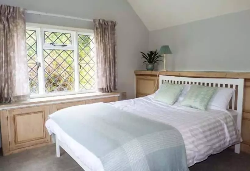 Standard Hill Cottage