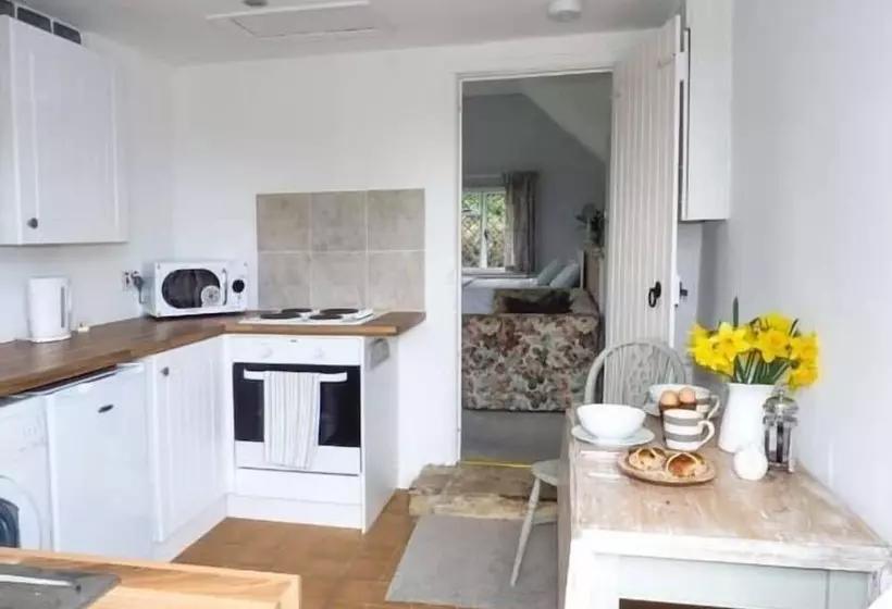 Standard Hill Cottage