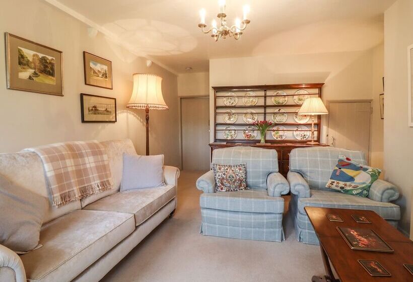 The Nook Bank Newton