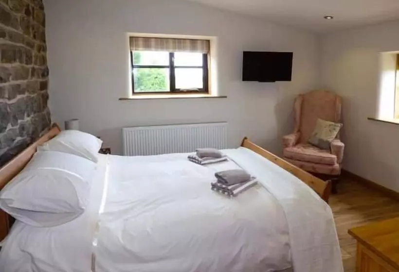 Upper Greenhills Farm