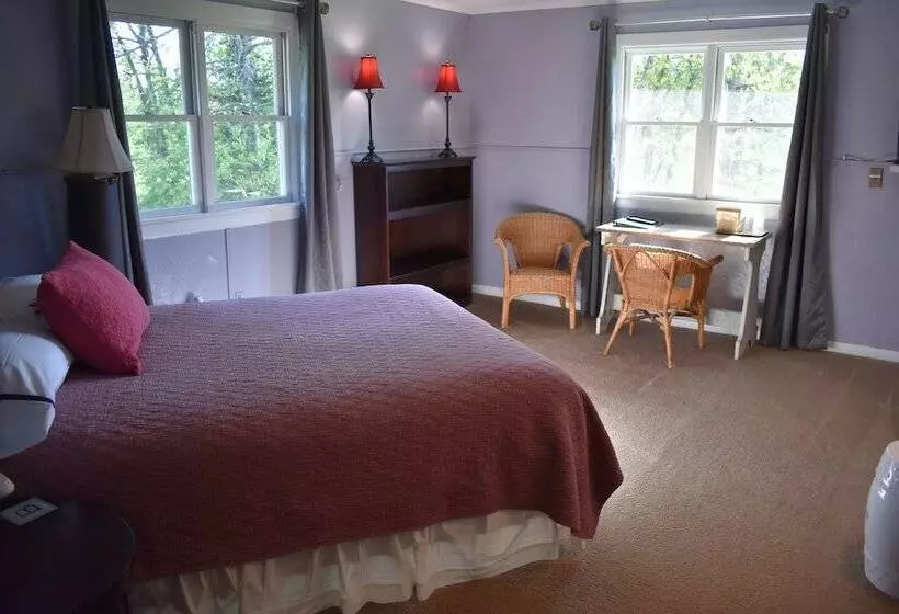 Aamiaismajoitus (B&B) The Barron Brook Inn