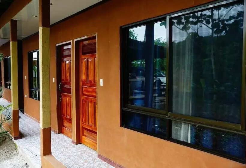 تختخواب و صبحانه Villa Drake