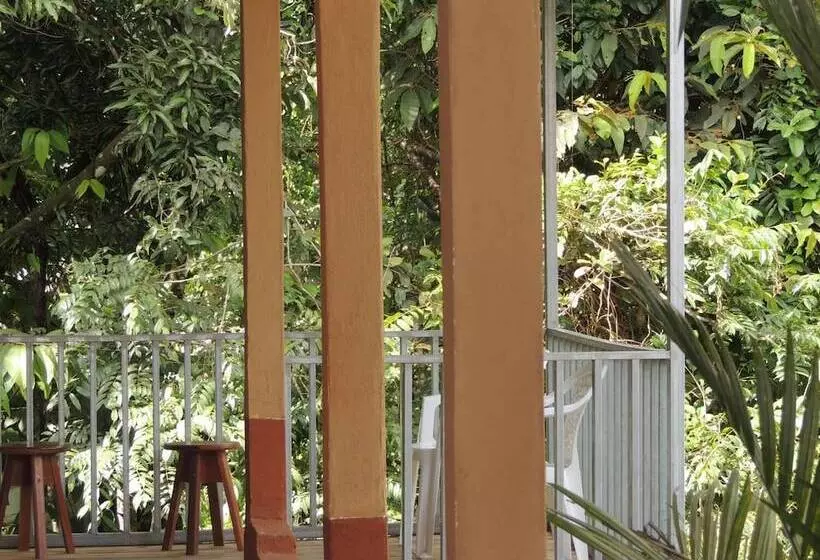 تختخواب و صبحانه Villa Drake