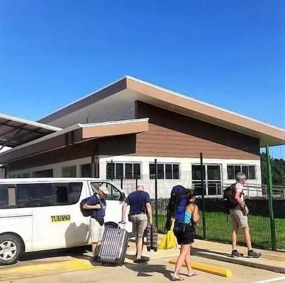 تختخواب و صبحانه Villa Drake