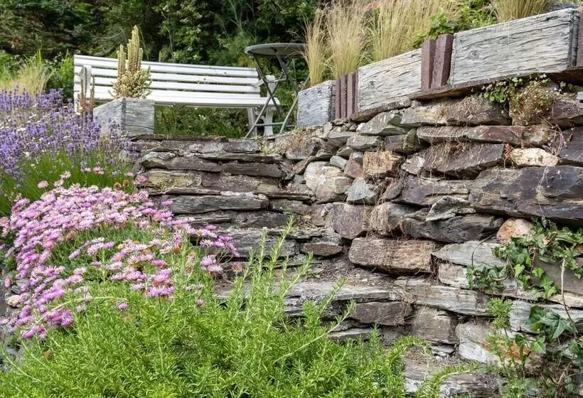 Cobble Cottage