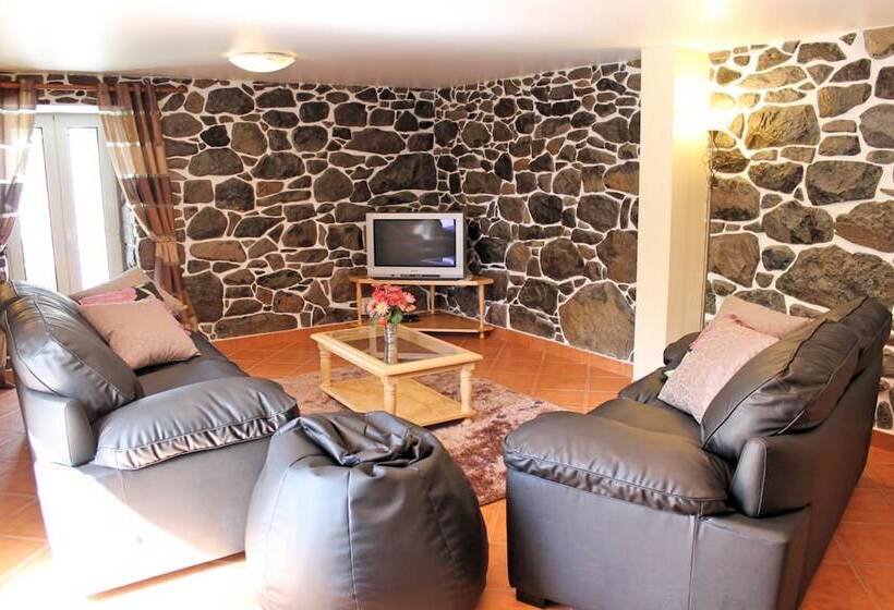 Dinis Country Cottage By Our Madeira