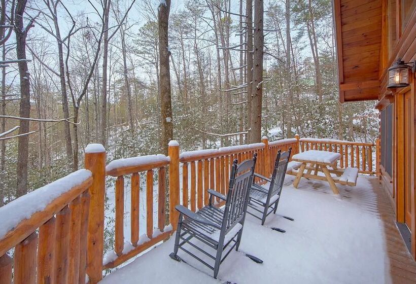 Foolin Around Apartment 1