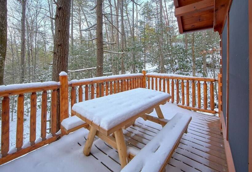 Foolin Around Apartment 1