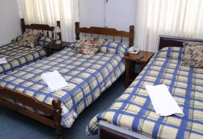 Hostal Residencial Bulnes