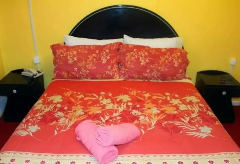 Hostal Residencial Bulnes