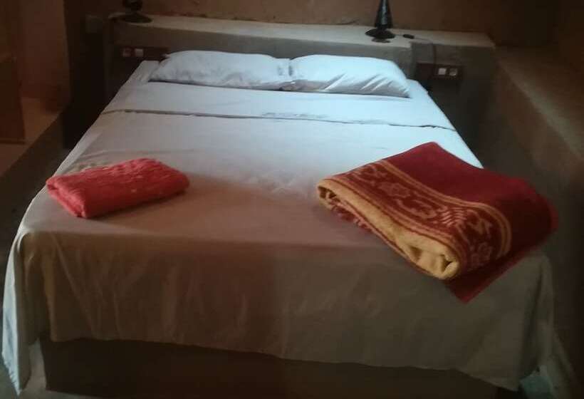 هتل Desertbrise Camp