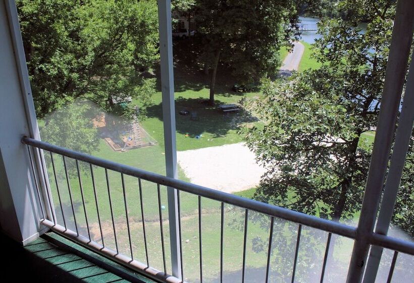 فندق Lynnhurst Family Resort