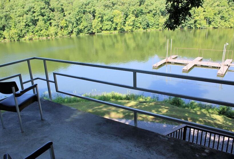 فندق Lynnhurst Family Resort