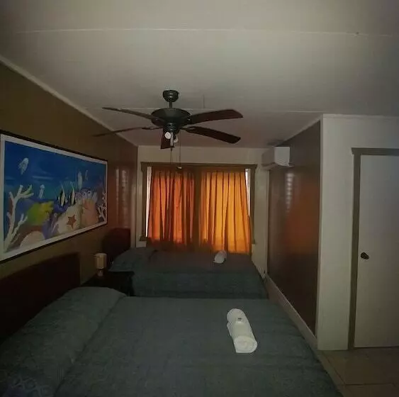 هتل Nataro Inn