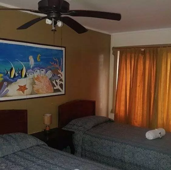 هتل Nataro Inn