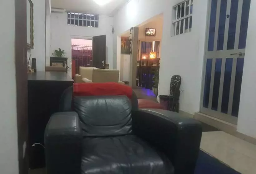 هتل N.k