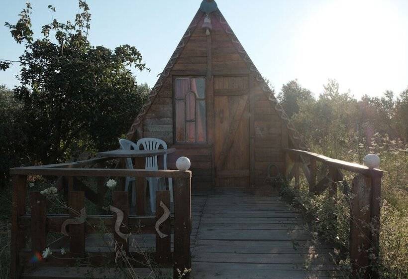 Hotelli Teos Sanat Kampi