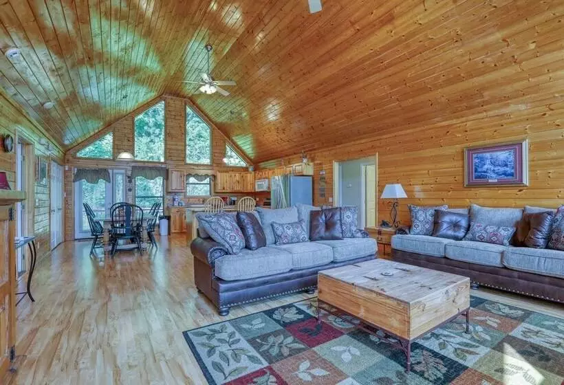 Moosetrax   3 Bedrooms, 2 Baths, Sleeps 6 Cabin By Redawning