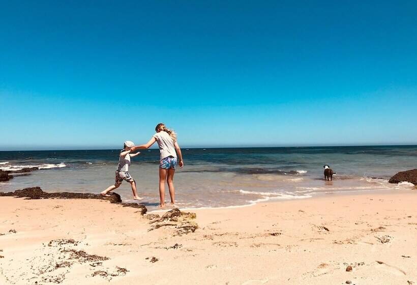 Surfside Cudmirrah Beach