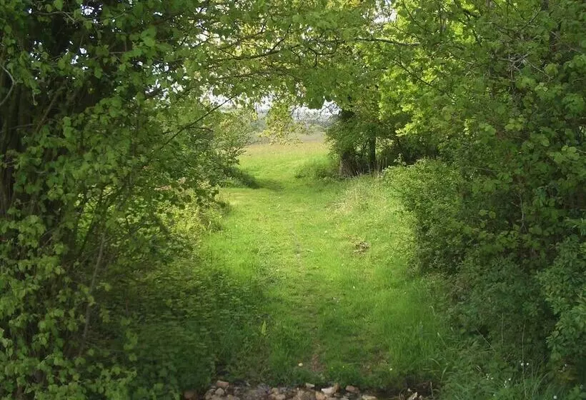 2 Shippen Cottages