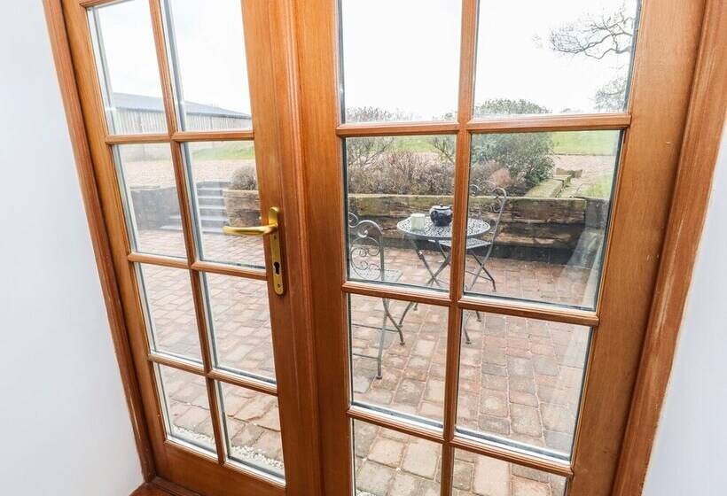 Barnfields Holiday Cottage