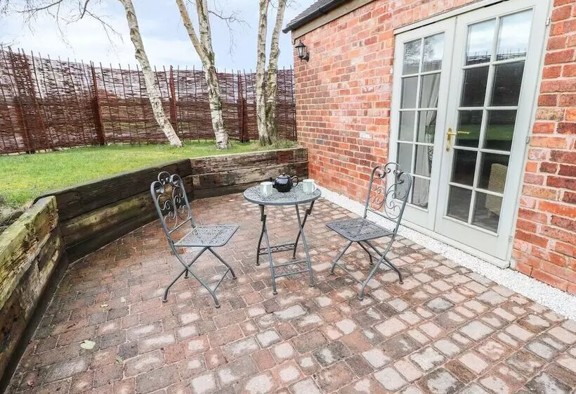 Barnfields Holiday Cottage