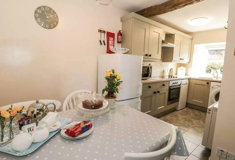 Dairy Cottage